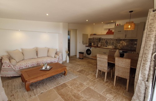 Ceyreste House | Charming cottage *, Superb sea view, Spa, Large swimming pool, Golf