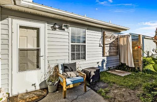 Atlantic Beach House | Charming Cottage