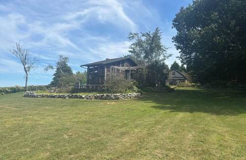 Little Compton Cottage | Charming cottage with bucolic farm views, private waterfront 🏝️🐄☀️