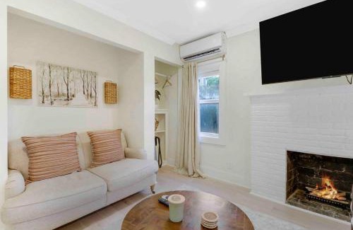 West Palm Beach Apartment | Charming Cottage on Croton #1
