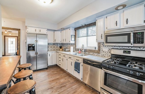 Grayling Cottage | Charming Cottage w/Lake Access and private Fire Pit