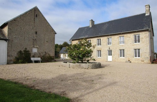 Le Vicel Cottage | Charming Cottage with Garden, Near Barfleur and St Vaast Attractions