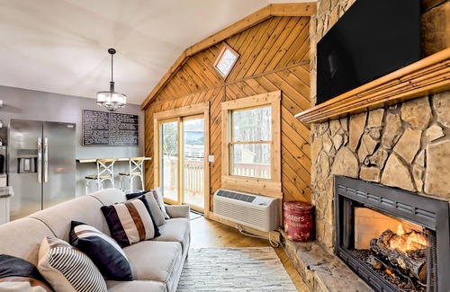Blairsville Cottage | Charming cottages with serene mountain views w/firepit