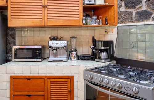 Cuernavaca House | Charming Country House with Pool & Scenic Views