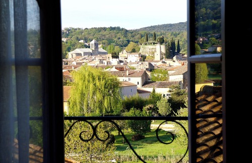 Malaucene House | Charming country house with swimming pool at the foot of Mont Ventoux
