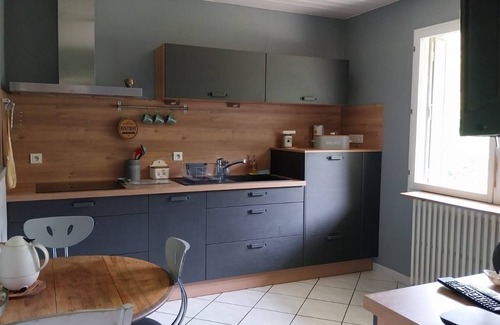 Beure House | Charming country house, surrounded by greenery, 10 minutes from Besançon.