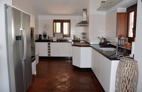 Sayalonga House | Charming country villa with breathtaking sea views