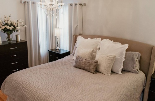 Highland House | Charming & Cozy 4-Bed in Highland Park