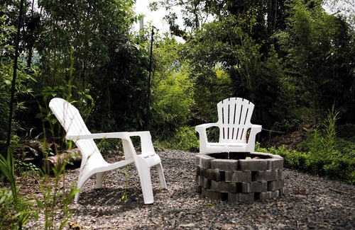 Poas Volcano National Park Cabin | Charming 2-bedroom cabin in delightful Provincia de Alajuela with WiFi