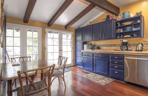 Eagle Rock House | Charming Craftsman home close to dwntown LA-Burbank Airport-Oxy Pasadena-Hllywd-