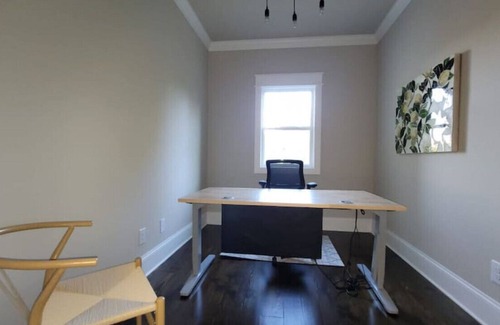 Suwanee House | Charming Custom Home in Historic Suwanee-Sleeps12