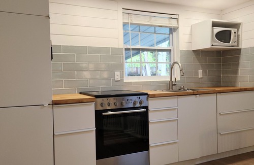 La Hacienda House | Charming Delray cottage with pool near Downtown Delray