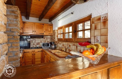 Hautecour House | Charming detached house in a privileged geographical location to take advantage of an exceptional location.
