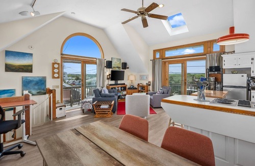 East Sandwich Cottage | Charming Dog Friendly East Sandwich Beach Cottage