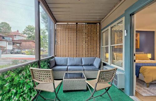 Helen House | Charming Downtown Helen Getaway