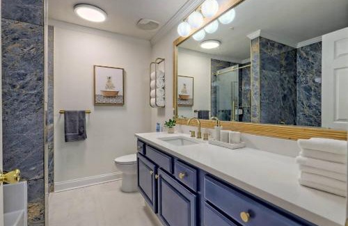 Helen House | Charming Downtown Helen Getaway