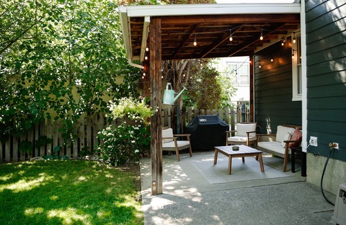 Central - Terry House | Charming downtown home- close to hospitals, historical neighborhoods, airport