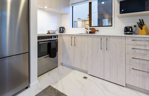 Christchurch City Centre House | Charming Downtown Hideaway 1 bed 1 bath