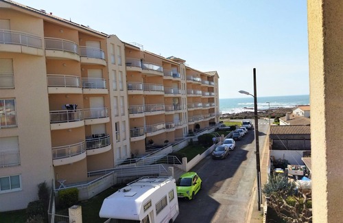 Les Sables d'Olonne Apartment | Charming Duplex near the ocean in La Chaume 5 pers.