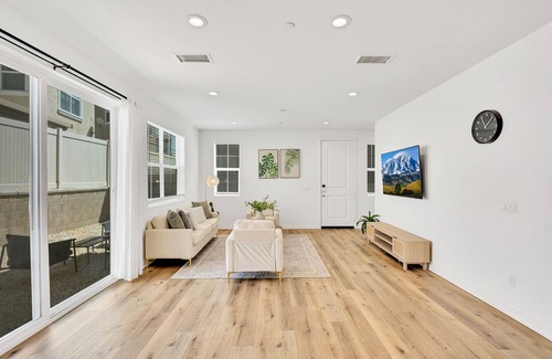 Eastvale Downs House | Charming Eastvale Escape: Perfect for Families