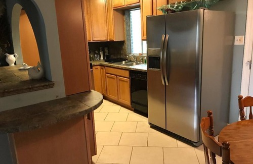 St. Martin House | Charming, Economical, 3 Bedroom, 2 Bath Home Away From Home.