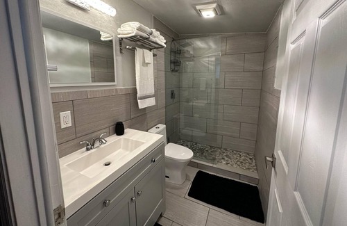 Homosassa Apartment | Charming efficiency , sleeps 4, in Homosassa, less that 4 miles from springs