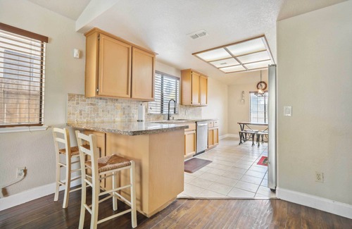 Elk Grove House | Charming Elk Grove Home - 15 Mi to Sacramento!