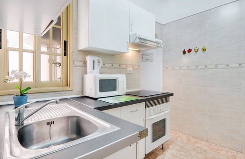 Santa Cruz de Tenerife Apartment | Charming Apartment ‘Tenerife 2’ in central Santa Cruz with Wi-Fi