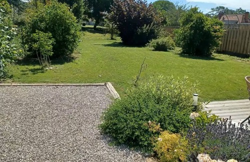 Beutin House | Charming family home with large garden, 20 minutes from the beaches of Le Touquet