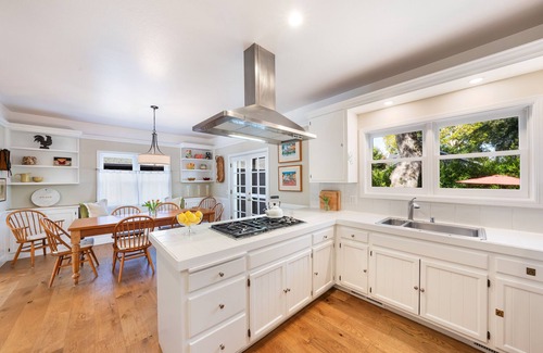 St. Helena Other | Charming Farm House Downtown St. Helena! 3bedrooms/3bathsnPermit # PL24-042nnnn