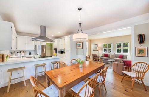 St. Helena Other | Charming Farm House Downtown St. Helena! 3bedrooms/3bathsnPermit # PL24-042nnnn