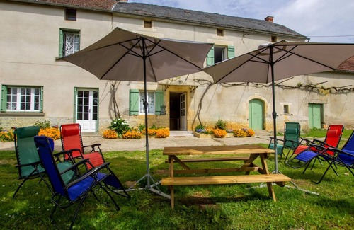 Paulin Cottage | Charming Farmhouse with Jacuzzi, Near Sarlat - Sleeps 6