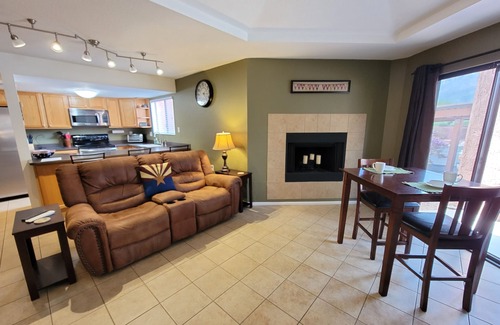 Tucson Condo | Charming First Floor with Mountain Views and across from Community Amenities
