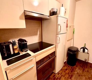 Faubourg-du-Roule Apartment | Charming flat beside Champs-Élysées