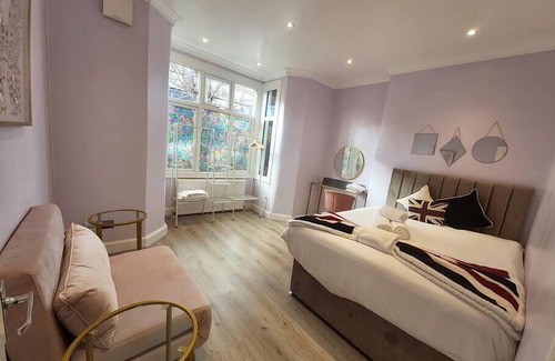 Gospel Oak Apartment | Charming Flat in Prime Location
