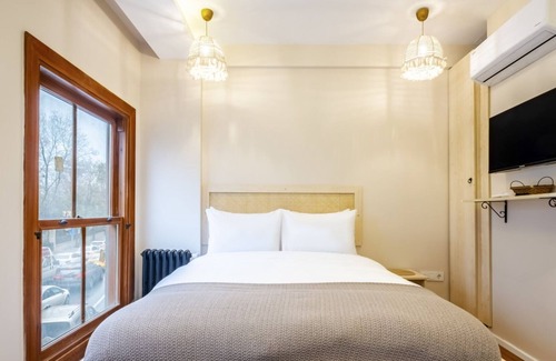 Balat Apartment | Charming Flat in Central Balat