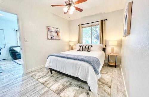 Lincoln Acres Apartment | Charming Flat Near The City