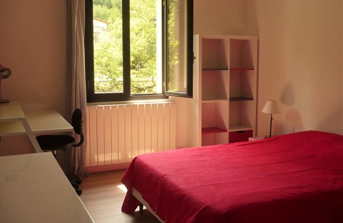 Le Puy-Sainte-Reparade House | Charming villa with swimming pool and peaceful garden.