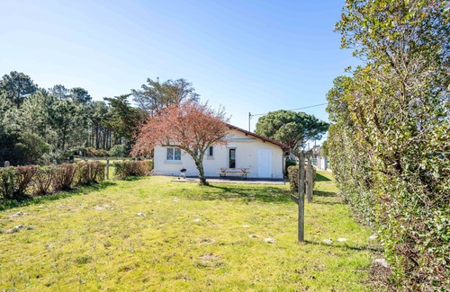 Mimizan House | Charming House with Garden, Sleeps 8, Near Beaches and Activities in Mimizan