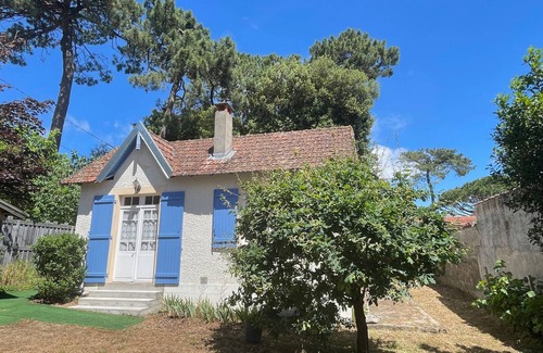 Saint-Brevin-les-Pins House | Charming 40s Beach House near Ocean, Shops & Activities