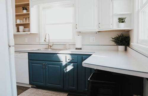 Ames House | Charming Franklin House: Close to Campus, Sleeps 6