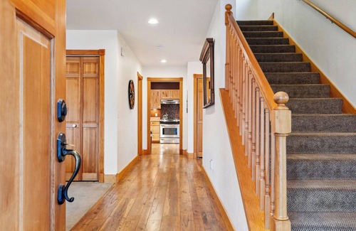 Gardiner House | Charming Gardiner Home Steps from Yellowstone