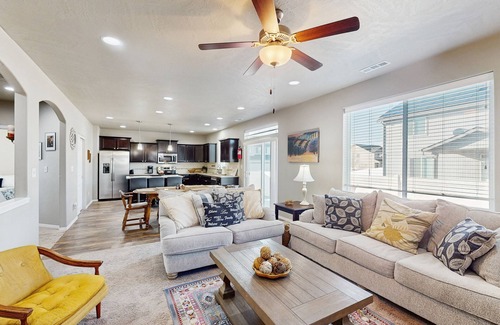 Walla Walla House | Charming Getaway Retreat Near College Place with gas fireplace