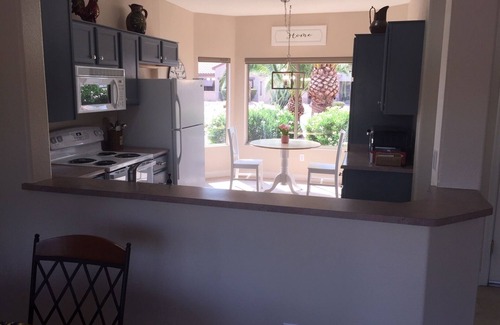 Sun City Grand-desert Horizon House | Charming golf-course community home