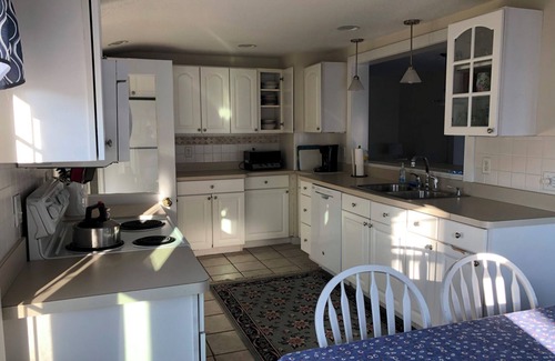 Groton Long Point Cottage | Charming Groton Long Point Cottage 1 Block From Beach