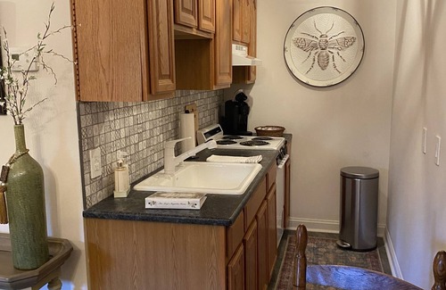 Old Town House | Charming Guest House - Walk to Village