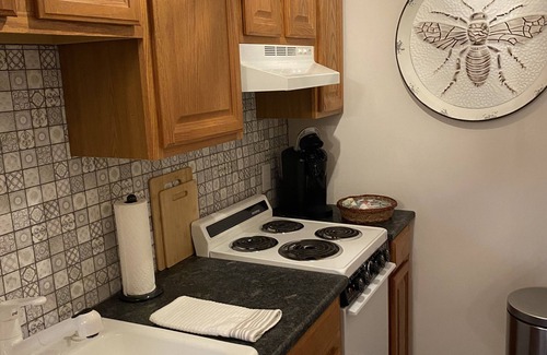 Old Town House | Charming Guest House - Walk to Village