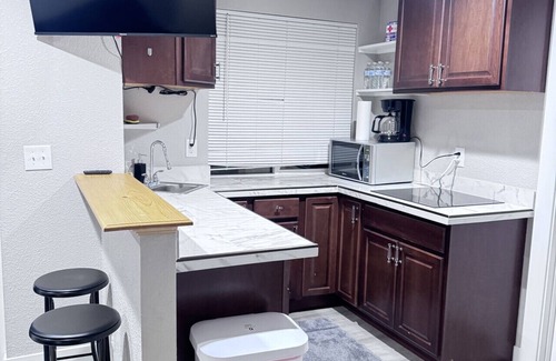 Westridge House | Charming Guest Suite with Views & Backyard near Chatfield Reservoir