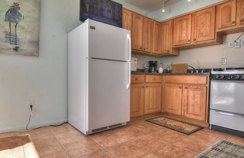 Belleair Beach Condo | Charming Gulf front condo with views of Belleair Beach, outdoor pool, central AC