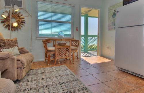 Belleair Beach Condo | Charming Gulf front condo with views of Belleair Beach, outdoor pool, central AC